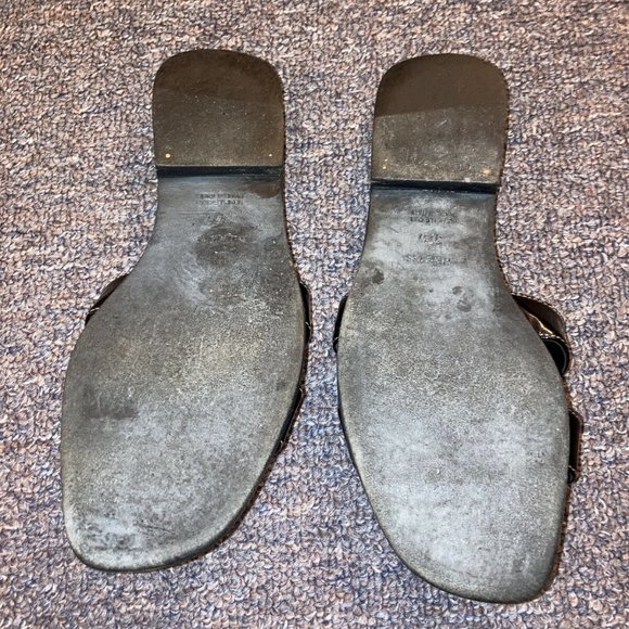 🌺Hermes black patent leather flat sandals 37.5🌺 - Picture 5 of 11